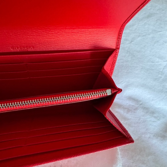 Givenchy 100% Goat Leather Pandora Wallet - Picture 6 of 14